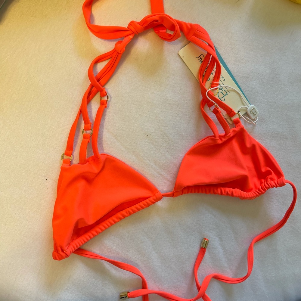 NEW! Beach Bunny Triple Strap Bikini Top
